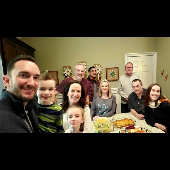 Happy Poshing - Picture 3 of 6